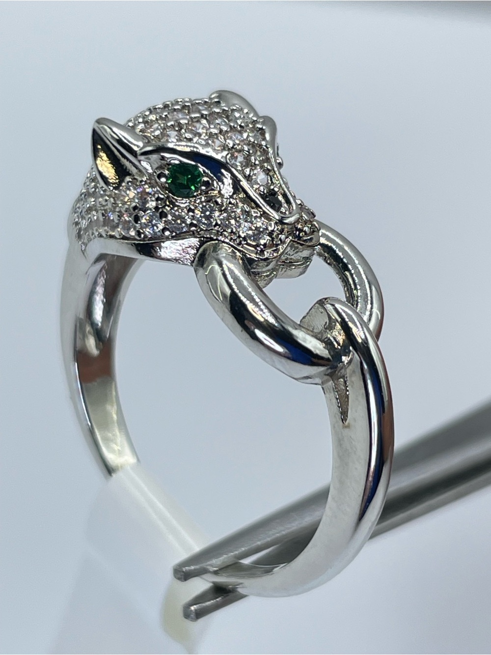 Swarovski Crystal Elements White Crystals Leopard Ring Green Crystal Eyes Sz 9